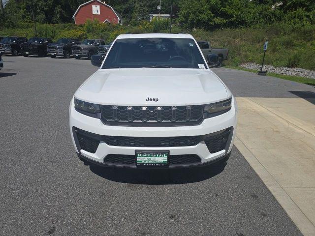 2026 Jeep Grand Cherokee GRAND CHEROKEE 85TH ANNIVERSARY EDITION 4X4