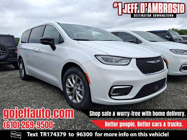 2026 Chrysler Pacifica Select AWD for sale in Downingtown, PA