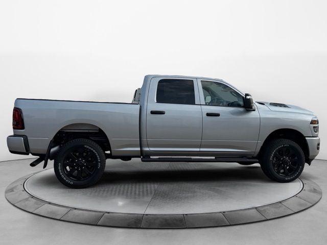 2026 RAM Ram 2500 RAM 2500 BLACK EXPRESS CREW CAB 4X4 64 BOX