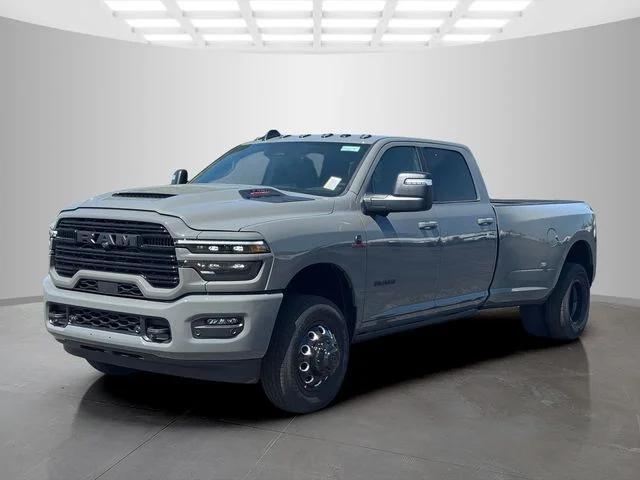 2026 RAM Ram 3500 RAM 3500 LARAMIE CREW CAB 4X4 8 BOX