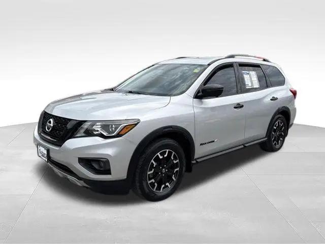2020 Nissan Pathfinder SL 4WD for sale in Columbia, MO