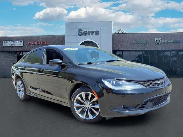 2015 Chrysler 200 S for sale in Orion Township, MI