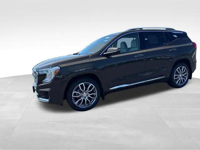 2023 GMC Terrain AWD Denali for sale in Coloma, WI