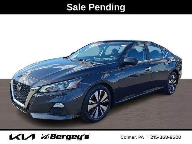 2022 Nissan Altima SV FWD for sale in Colmar, PA