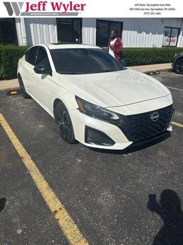 2023 Nissan Altima SR FWD for sale in Springfield, OH