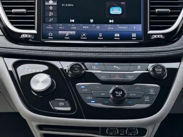 2023 Chrysler Pacifica Hybrid Touring L