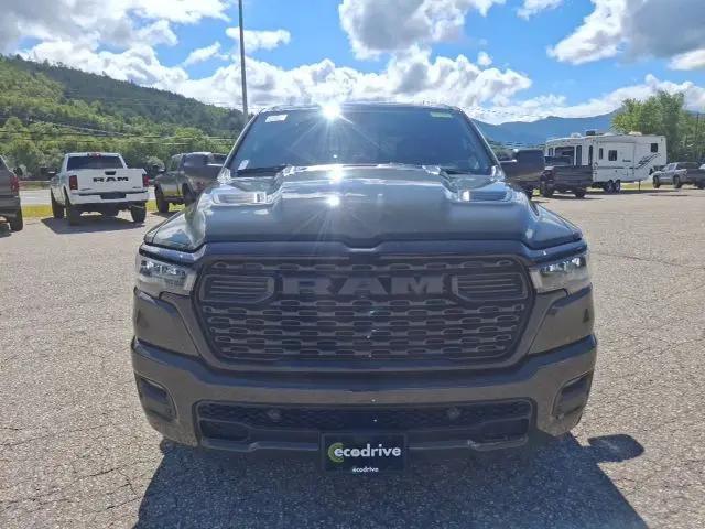 2026 Ram 1500 Express Crew Cab 4x4 5'7" Box