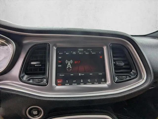 2019 Dodge Challenger SXT