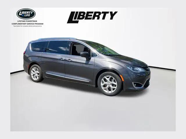 2019 Chrysler Pacifica Touring L Plus for sale in Canton, OH