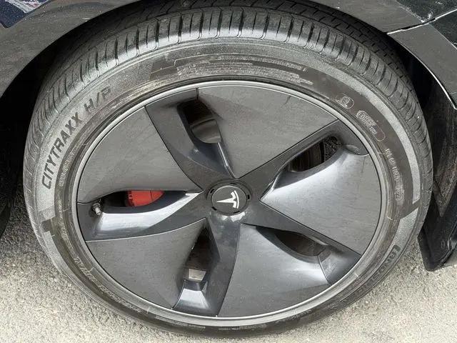 2019 Tesla Model 3 Standard Range