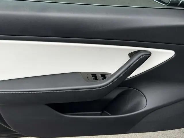 2019 Tesla Model 3 Standard Range