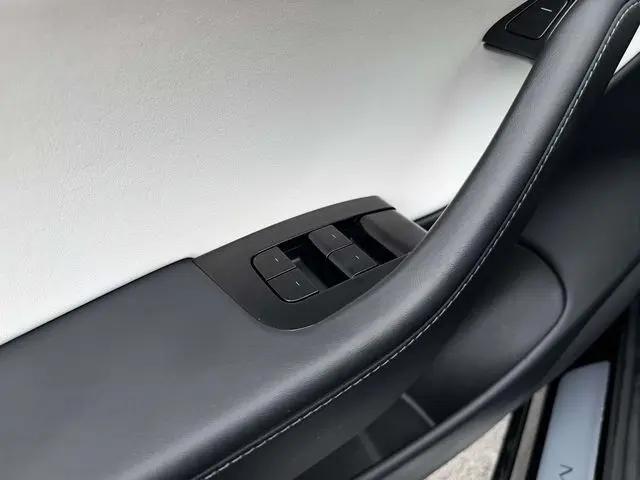 2019 Tesla Model 3 Standard Range