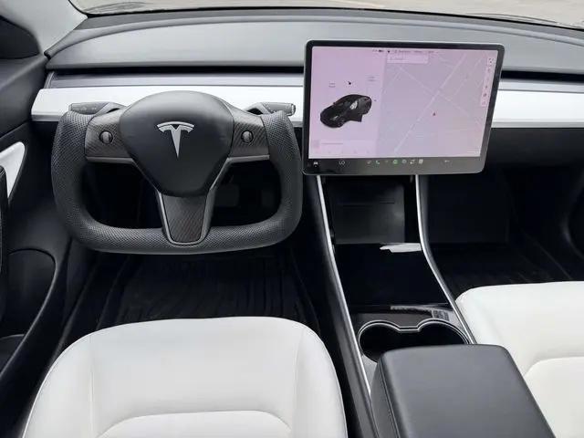 2019 Tesla Model 3 Standard Range