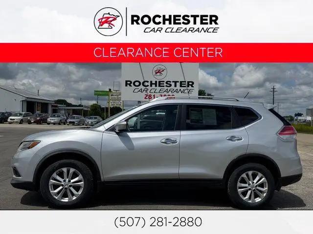 2015 Nissan Rogue SV for sale in Rochester, MN