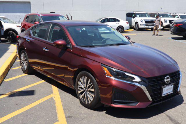 2023 Nissan Altima SV FWD for sale in Inwood, NY
