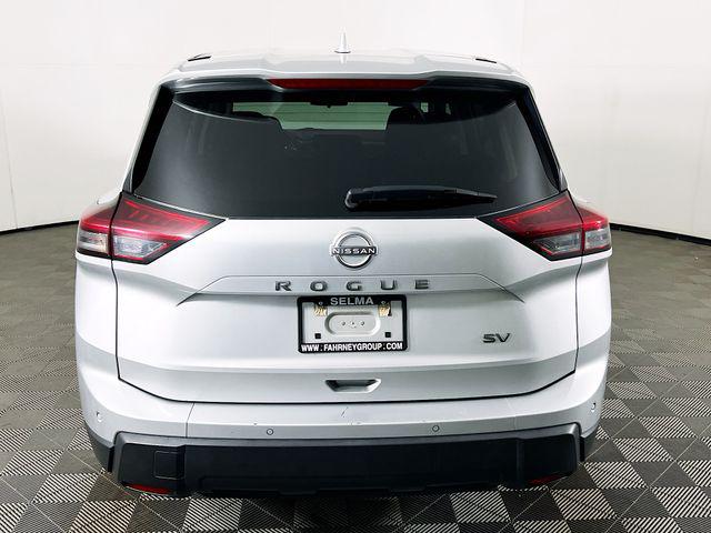 2024 Nissan Rogue SV FWD