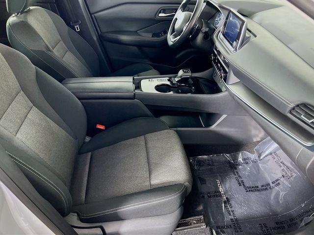 2024 Nissan Rogue SV FWD
