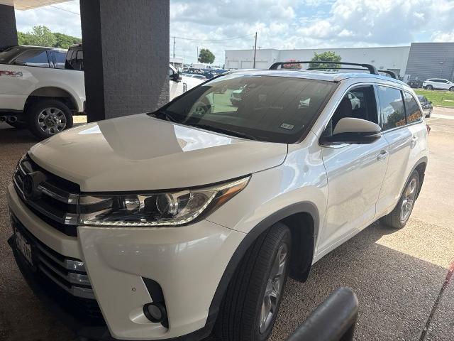 2018 Toyota Highlander Limited Platinum for sale in Waxahachie, TX