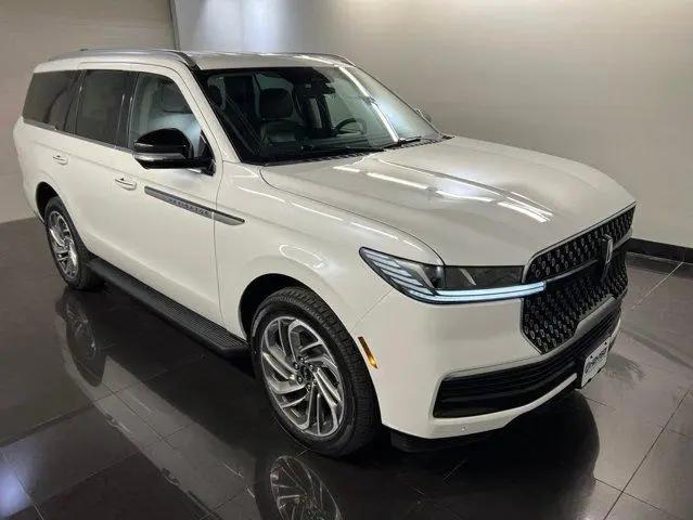 2026 Lincoln Navigator Premiere for sale in Madison, WI