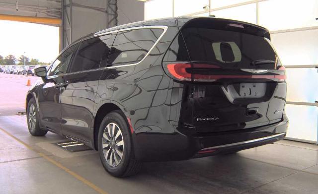 2025 Chrysler Pacifica Hybrid Select