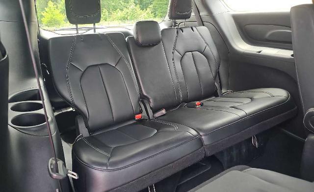 2025 Chrysler Pacifica Hybrid Select
