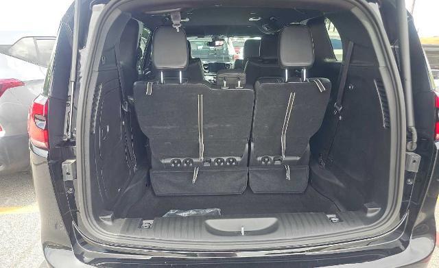 2025 Chrysler Pacifica Hybrid Select