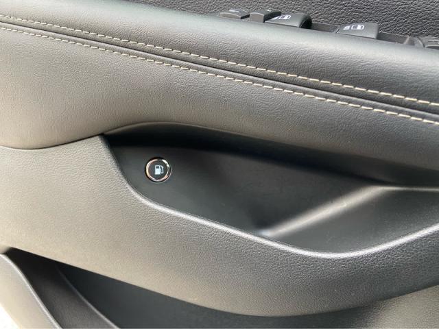 2025 Chrysler Pacifica Hybrid Select