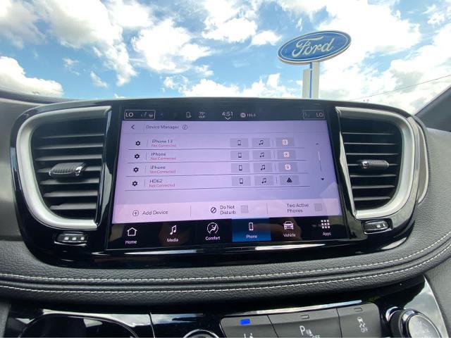 2025 Chrysler Pacifica Hybrid Select