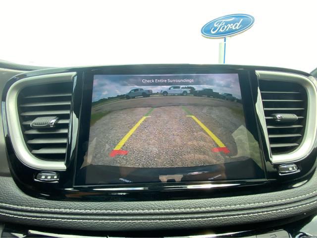 2025 Chrysler Pacifica Hybrid Select