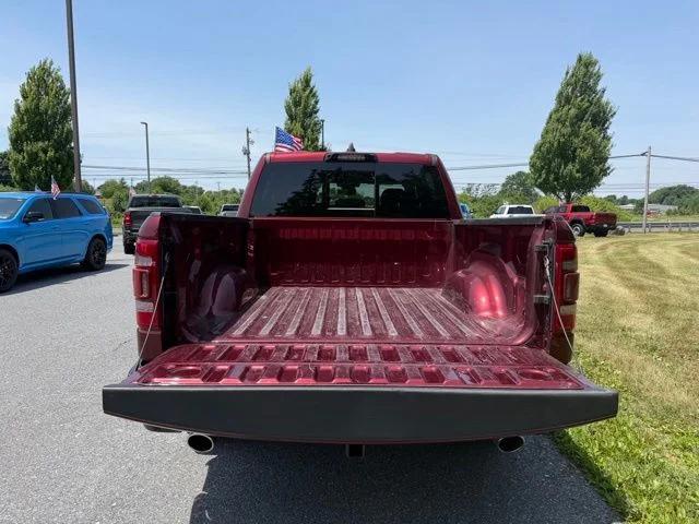 2022 Ram 1500 Big Horn Crew Cab 4x4 5'7" Box