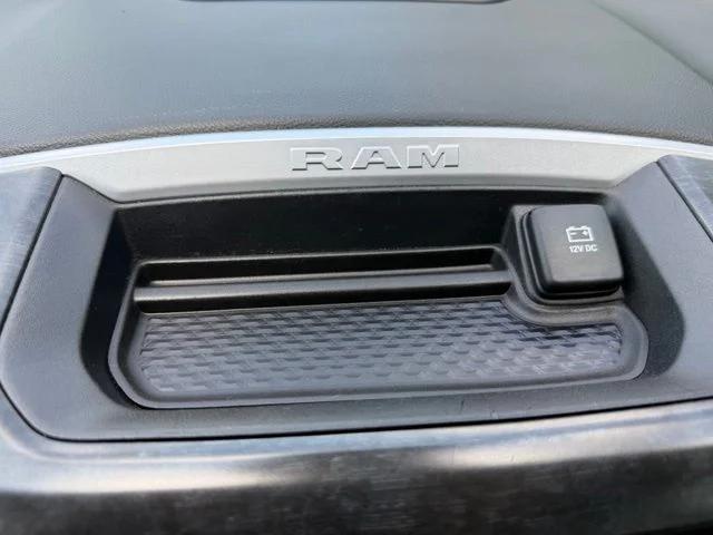 2023 Ram 1500 Big Horn Crew Cab 4x4 57 Box