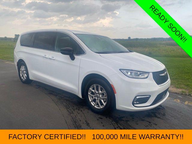 2025 Chrysler Pacifica Select for sale in Pulaski, WI
