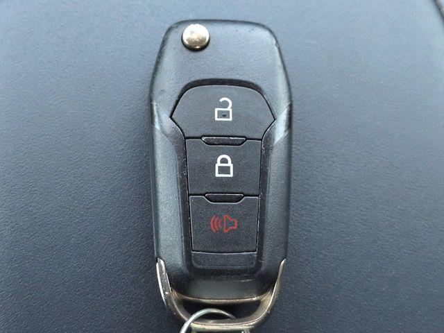 2024 Ford Maverick XL