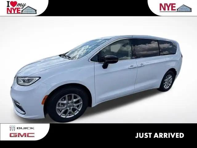2024 Chrysler Pacifica Touring L for sale in Oneida, NY