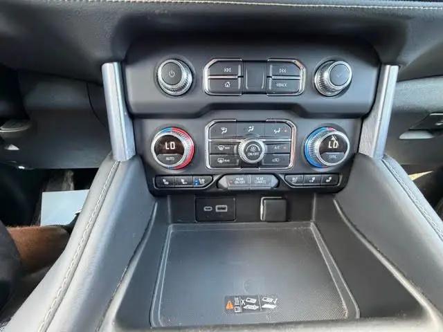 2024 GMC Yukon 4WD SLT