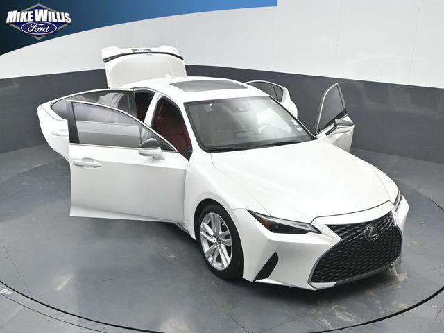 2021 Lexus IS 300 Base