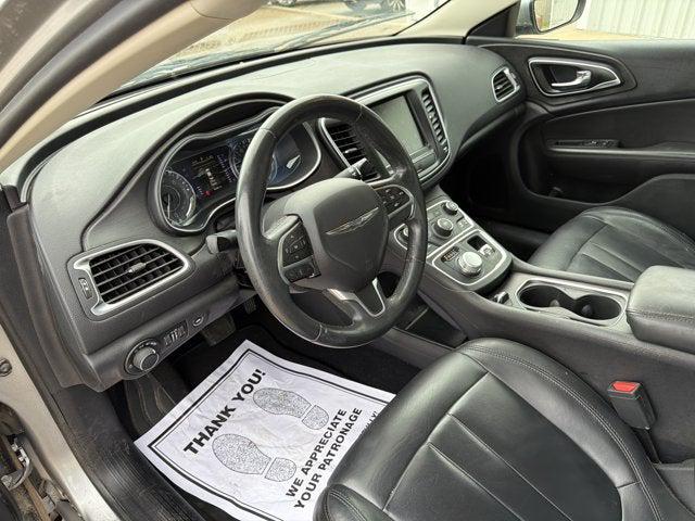 2017 Chrysler 200 Limited Platinum