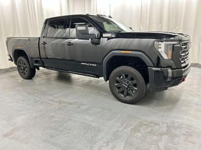 2024 GMC Sierra 2500HD 4WD Crew Cab Standard Bed AT4 for sale in Waterbury, CT