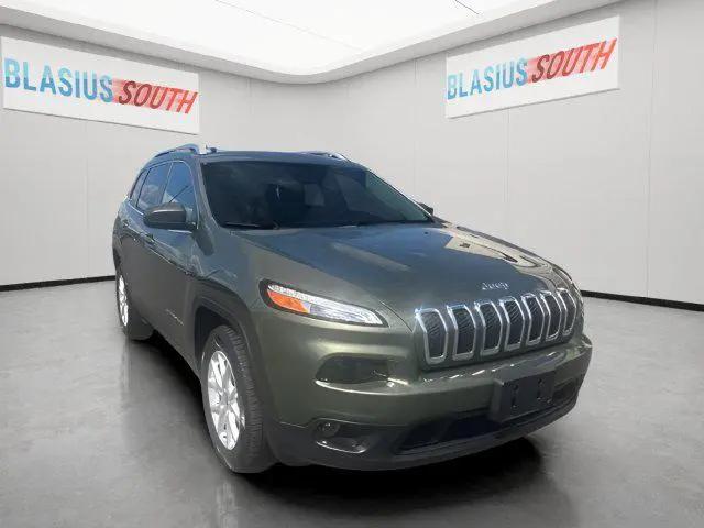 2018 Jeep Cherokee Latitude Plus 4x4 for sale in Stratford, CT