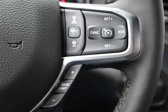 2026 Ram 2500 Black Express Crew Cab 4x4 64 Box