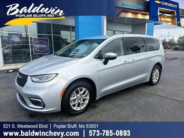 2023 Chrysler Pacifica Touring L for sale in Poplar Bluff, MO