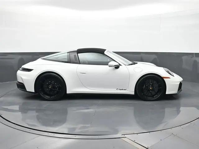 2026 Porsche 911 Targa 4 GTS
