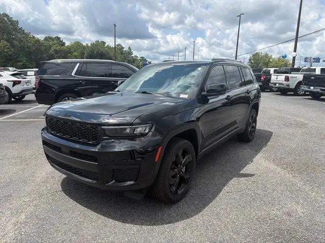 2024 Jeep Grand Cherokee L Altitude 4x4 for sale in Hinesville, GA