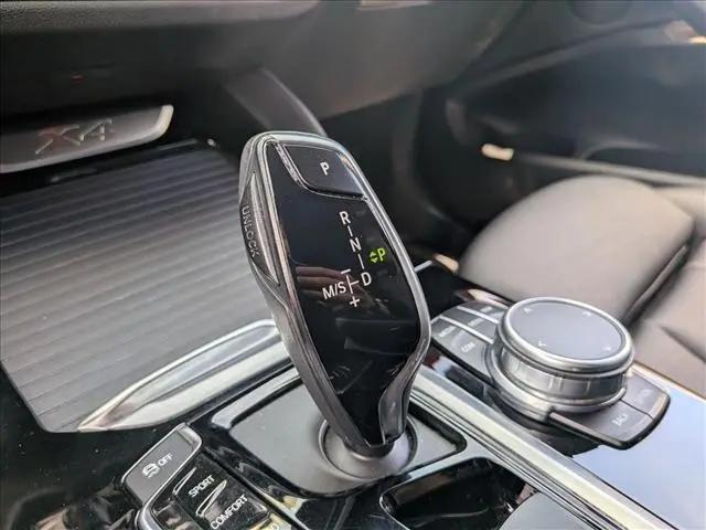 2021 BMW X4 xDrive30i