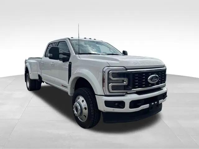 2025 Ford F-450 Platinum