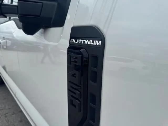 2025 Ford F-450 Platinum