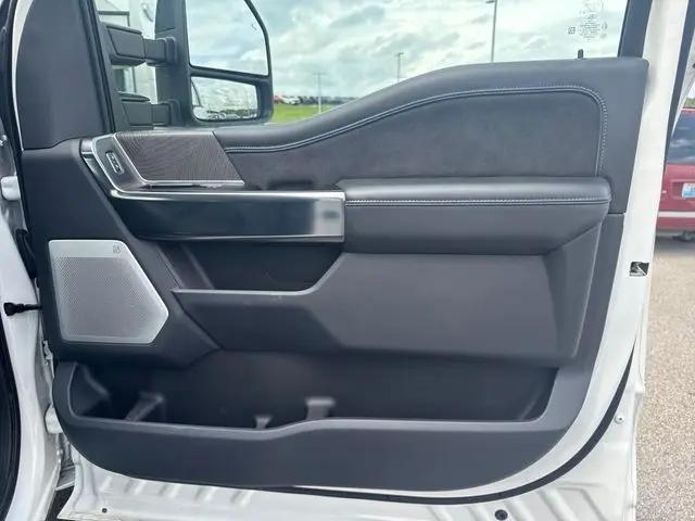 2025 Ford F-450 Platinum