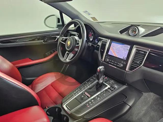 2018 Porsche Macan S
