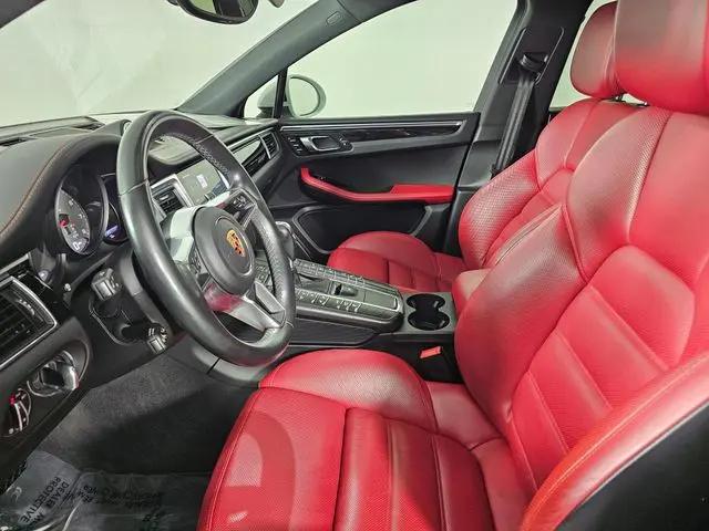 2018 Porsche Macan S