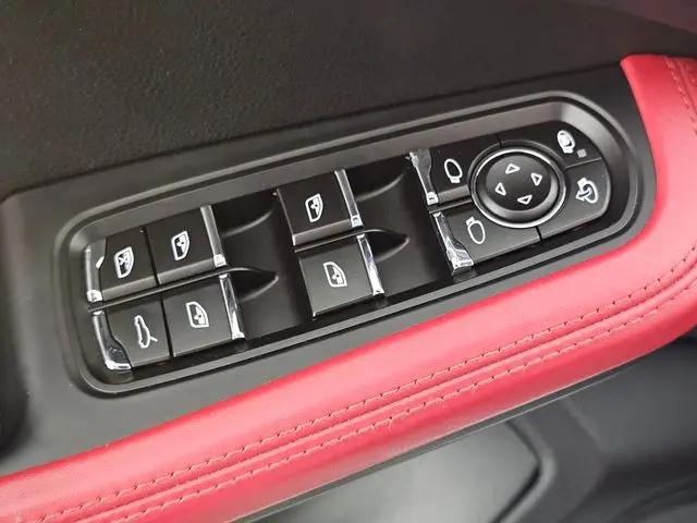 2018 Porsche Macan S